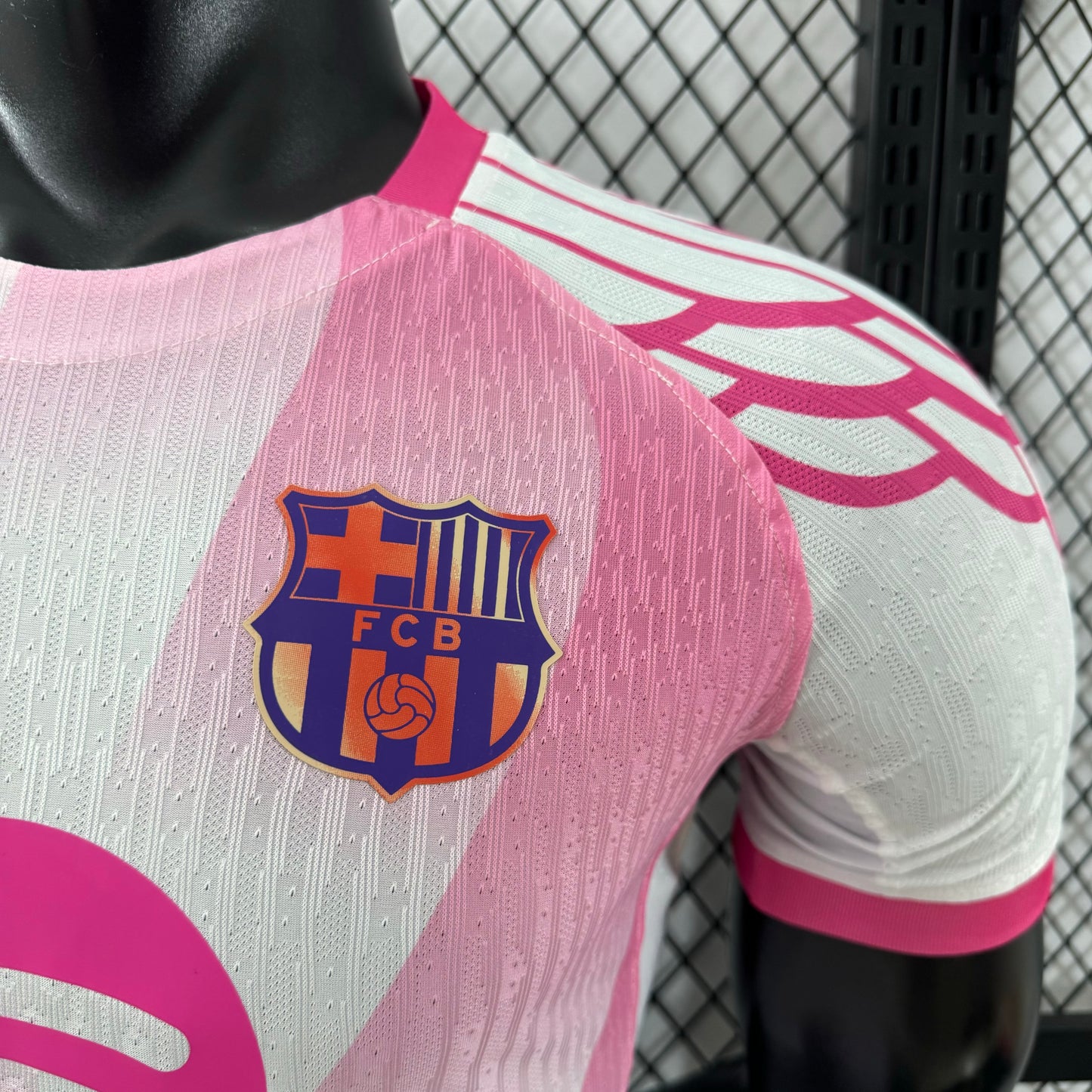 FC Barcelona pink fan edition