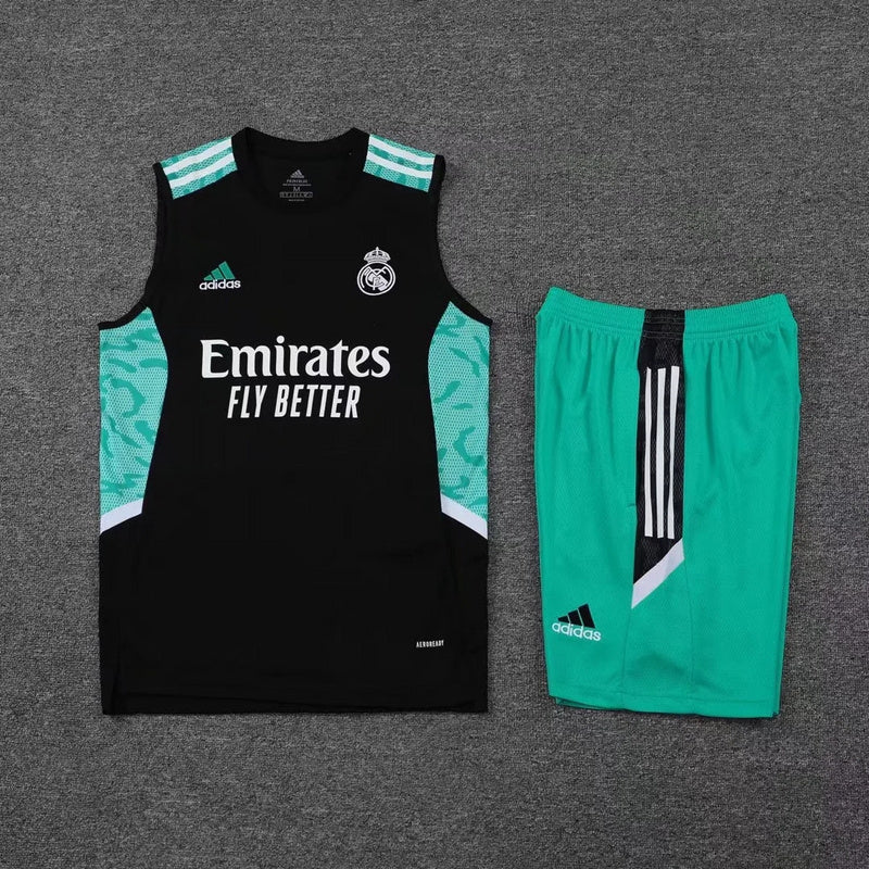 Real Madrid singlet trainingskit 2021/22