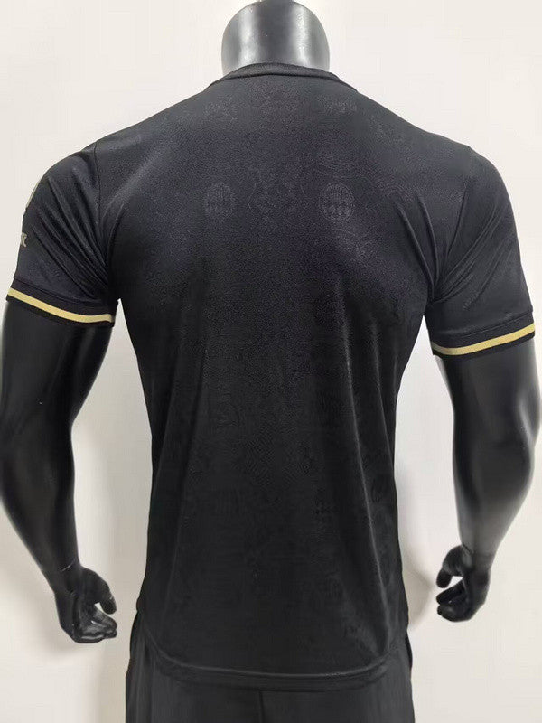 FC Bayern München anniversary black edition