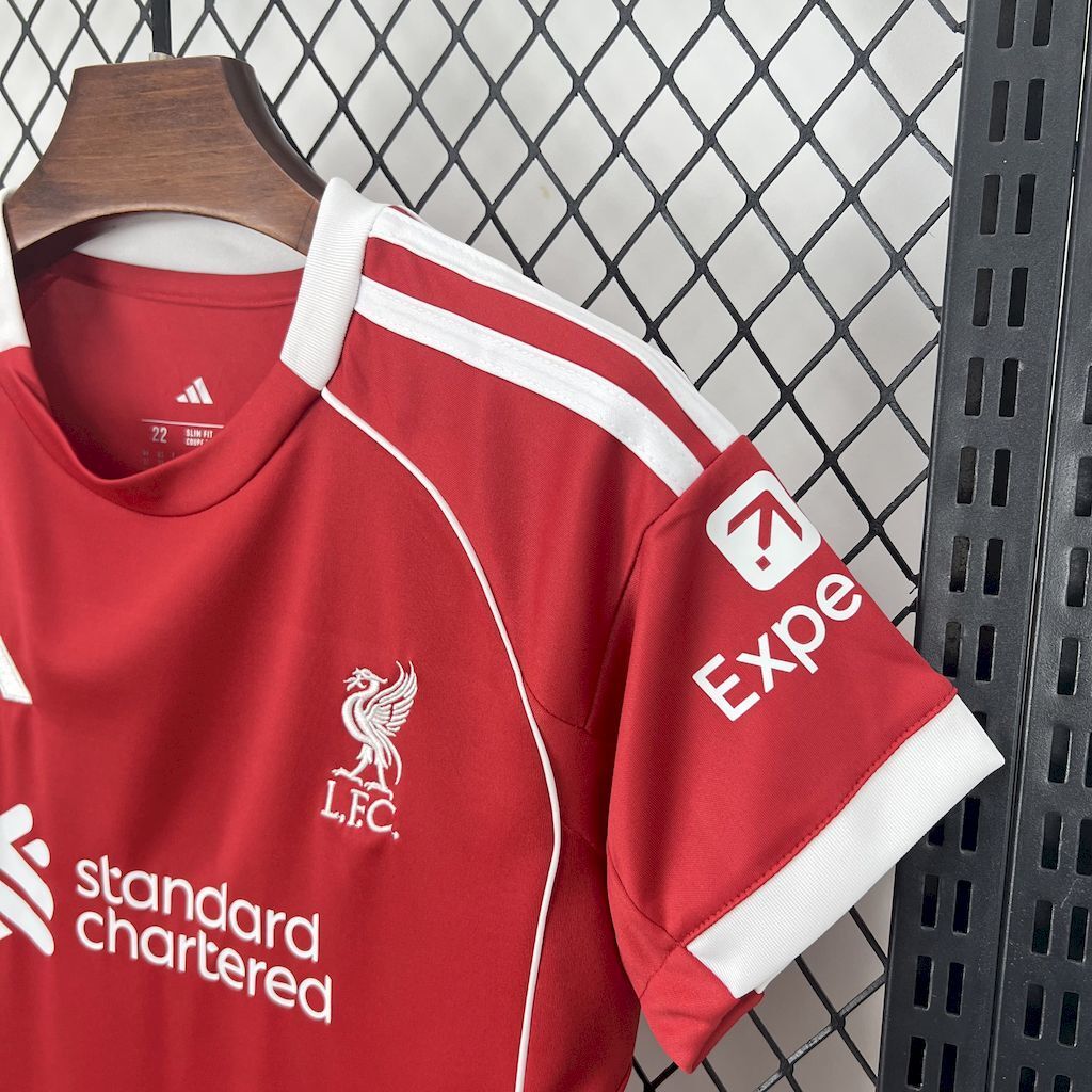 Liverpool kids thuis tenue 2025/26