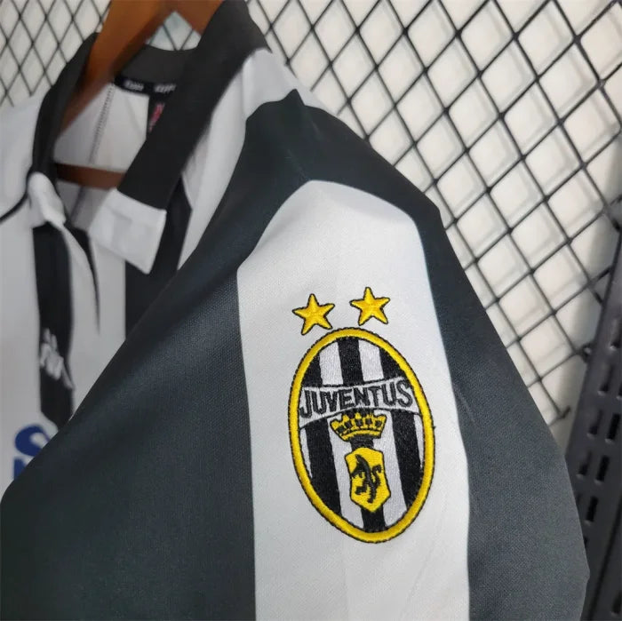 Juventus thuis 1997-1998
