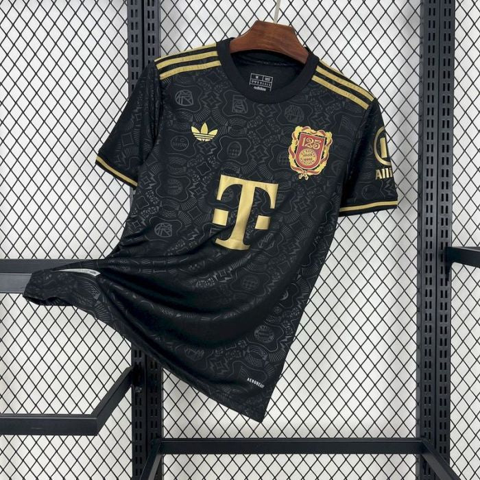 FC Bayern München anniversary black edition