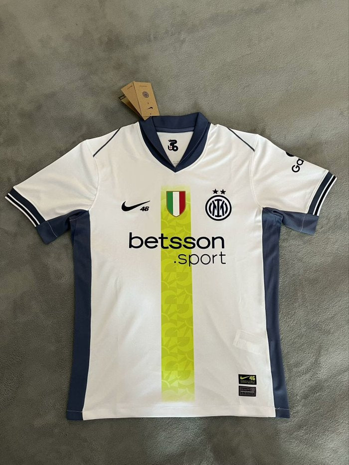 Inter Milan x Rossi