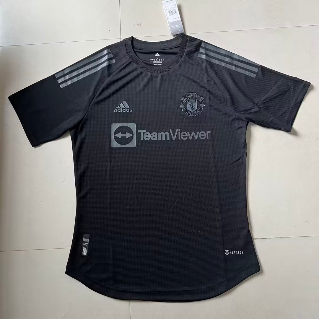 Manchester United black edition 2022/23