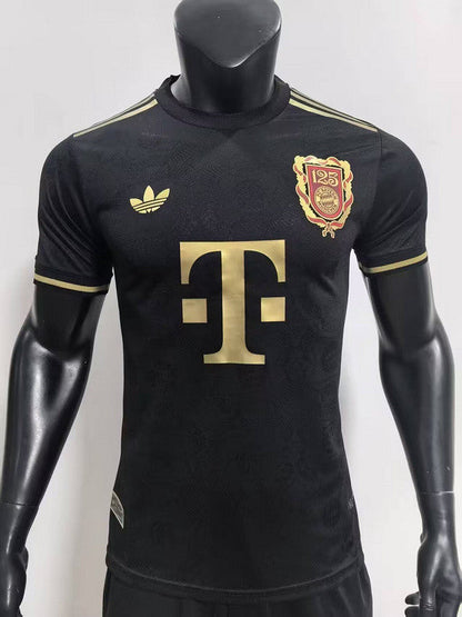 FC Bayern München anniversary black edition