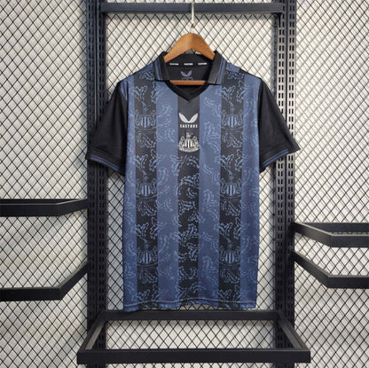 Newcastle United jubileum shirt