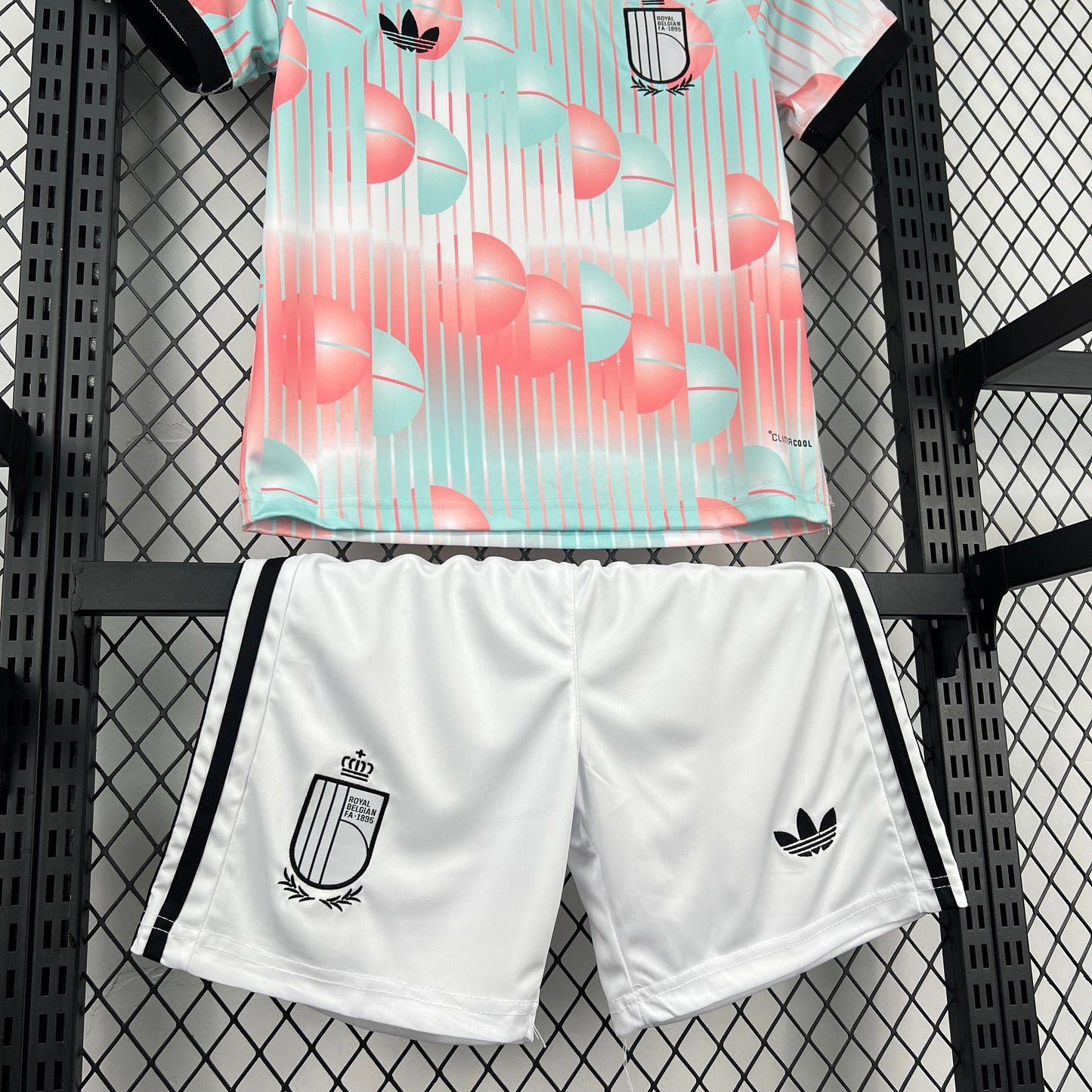 België uit voetbal tenue WK2026
