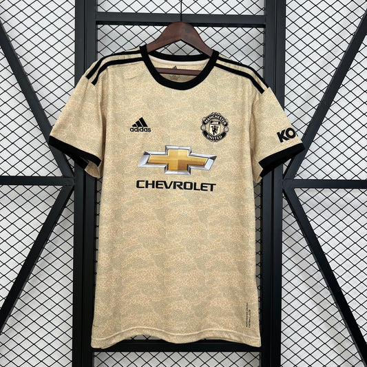 Manchester United away 2029/20