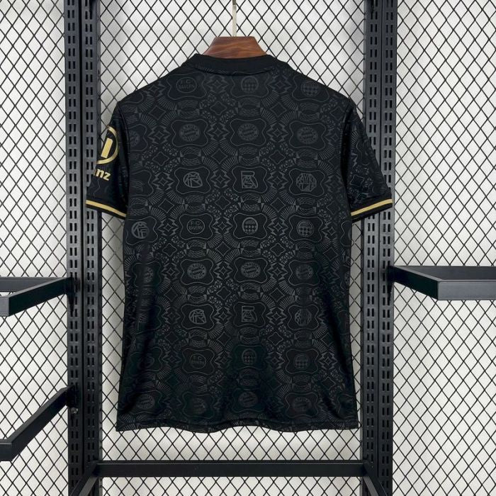 FC Bayern München anniversary black edition