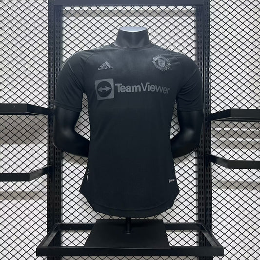 Manchester United black edition 2022/23
