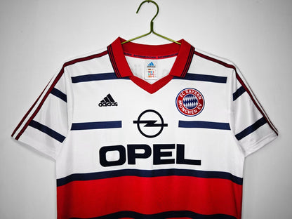 Bayern München 98-01